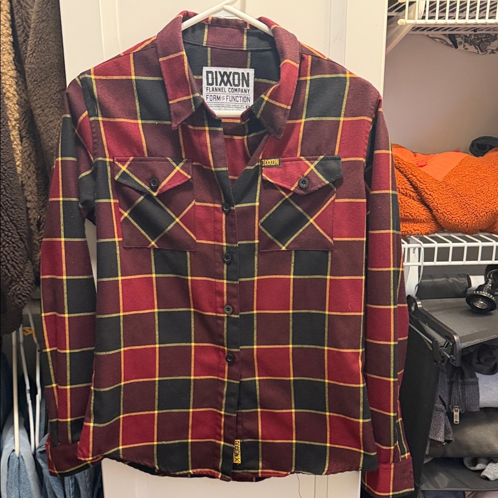 Dixxon Flannel Company button down size medium
